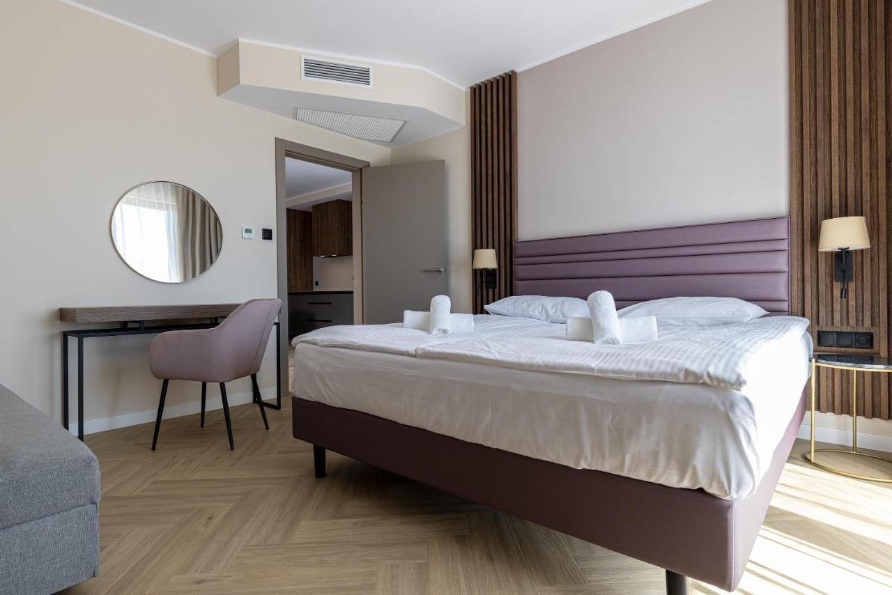 Hotel Meridian Chałupy Esterno foto